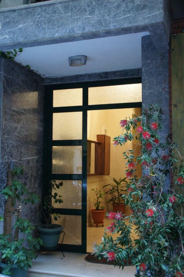 Cosy Downtown Studio - Suite Komotini Buitenkant foto
